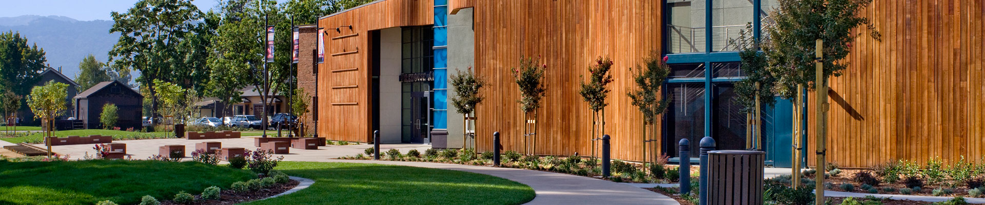 Firehouse-Arts-Center-Parkside-Path